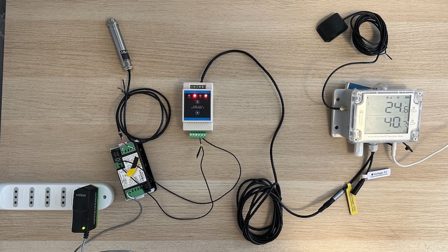 Sensor infrarrojo de temperatura instalado